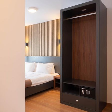 Marina Suites & Apartments - Self Catering - By Tritoni Hotels Gżira Kültér fotó