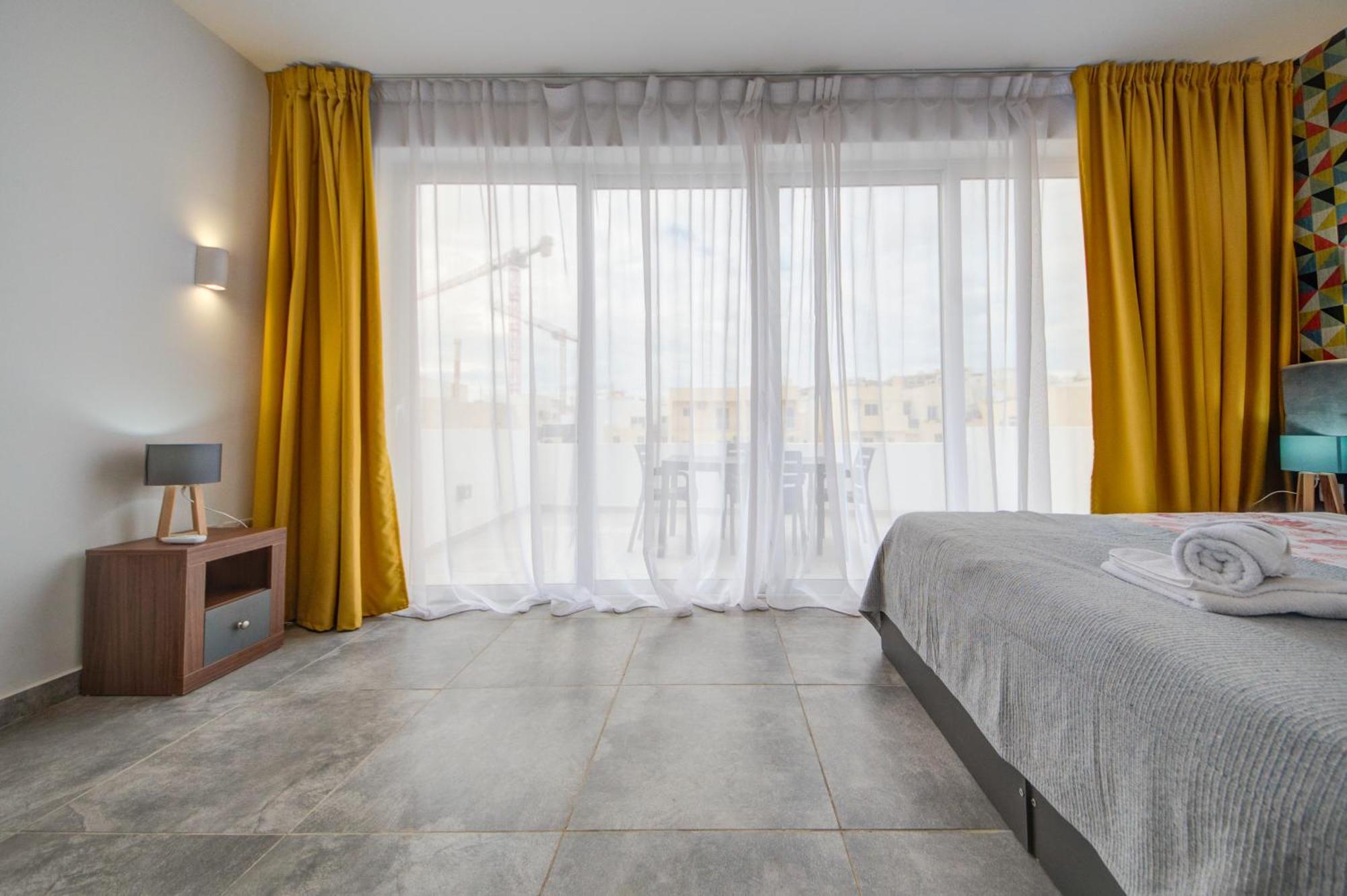 Marina Suites & Apartments - Self Catering - By Tritoni Hotels Gżira Kültér fotó