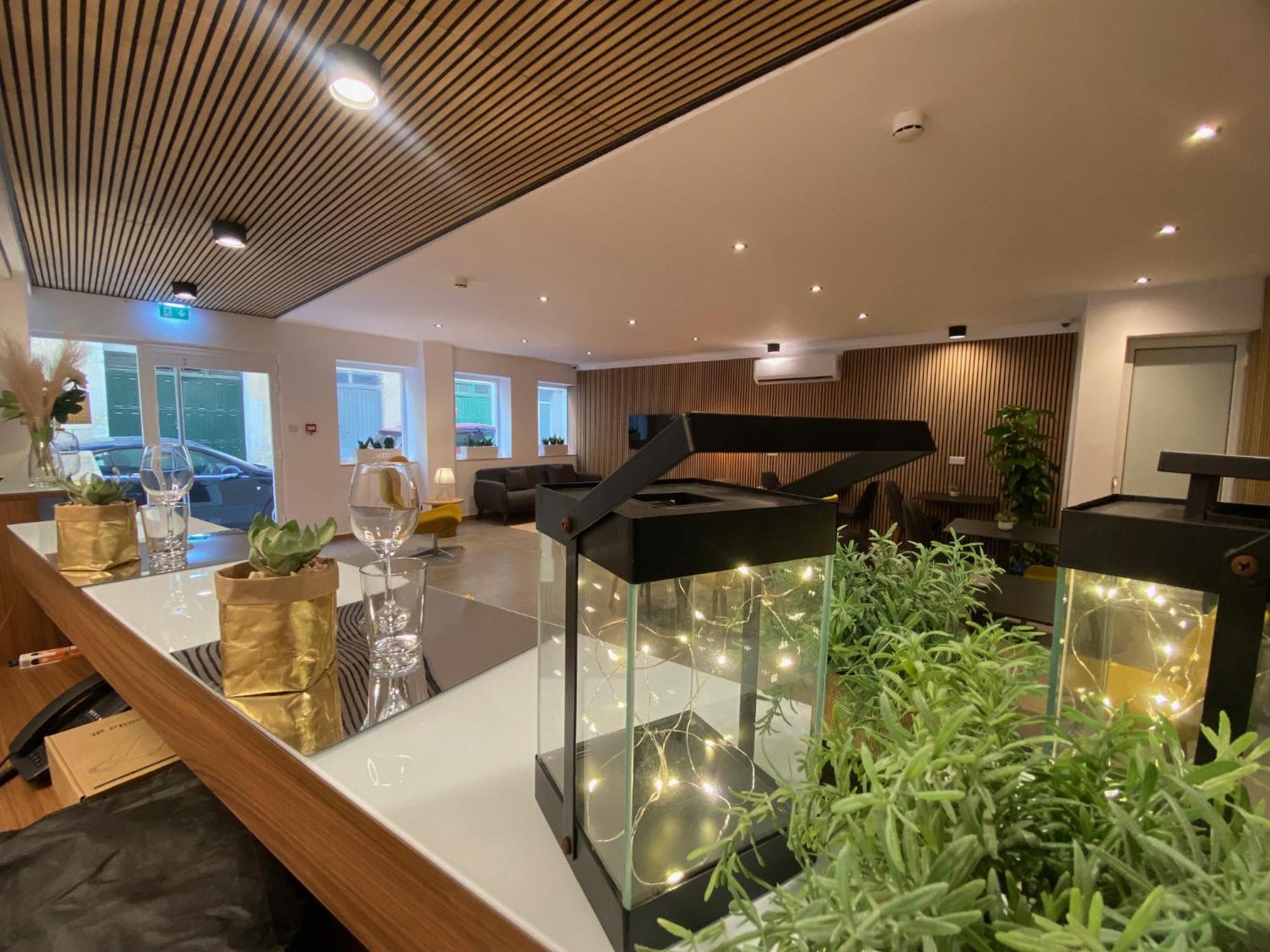 Marina Suites & Apartments - Self Catering - By Tritoni Hotels Gżira Kültér fotó